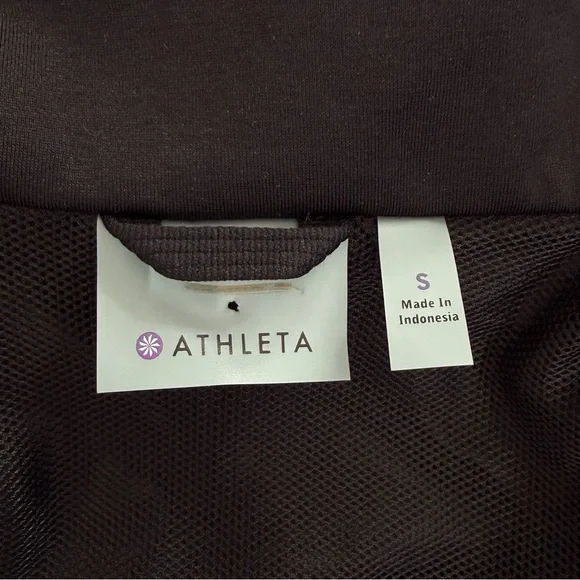 Athleta Black Sprinter Jacket Puffer Size Small - Picture 11 of 13